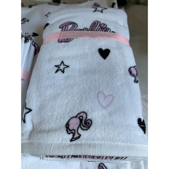 Barbie Bath Towel Set! 4 BathTowels,2 HandTowels,4 Washcloths New Hot Item - Picture 5 of 9